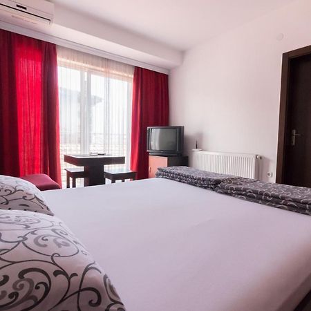 Манго Ohrid Exterior foto